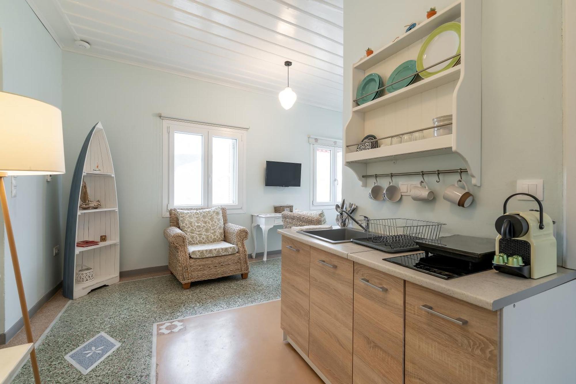 Castel Abaso Boutique Apartments Ándros Extérieur photo
