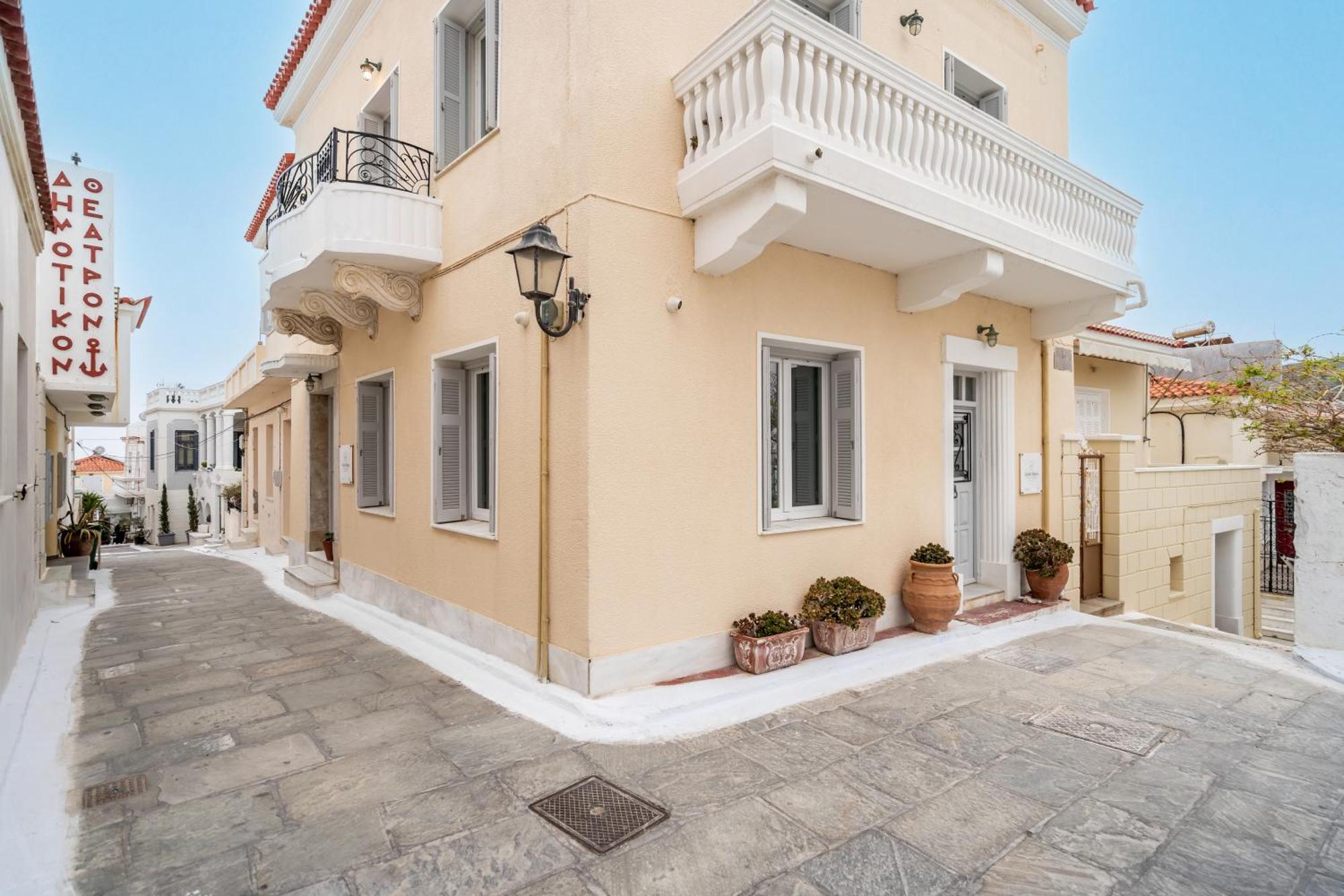 Castel Abaso Boutique Apartments Ándros Extérieur photo